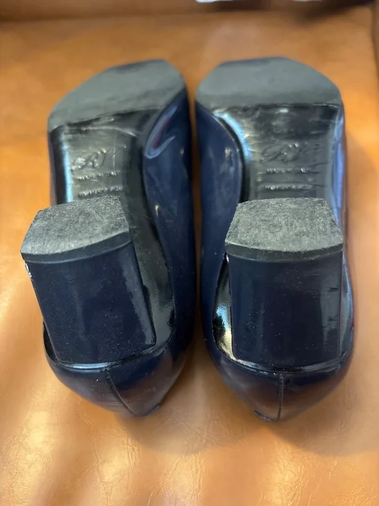 Roger Vivier Shoes - Picture 5 of 6